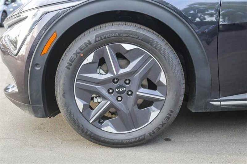 2025 Kia EV6 LightImage 26