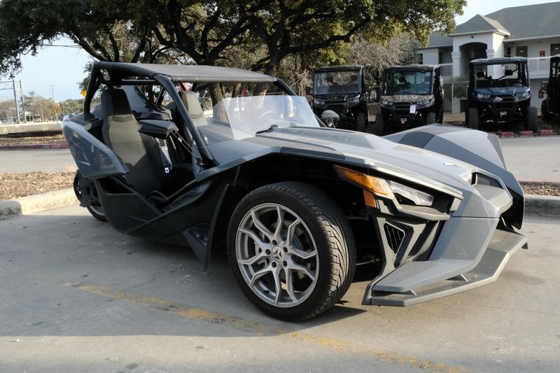 2023 Polaris SLINGSHOT SL AUTODRIVE STORM GRAYImage 20