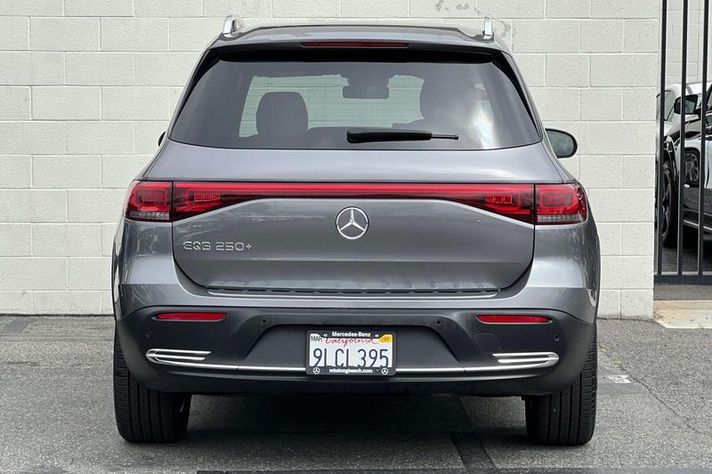 2023 Mercedes-Benz EQB 250+Image 5