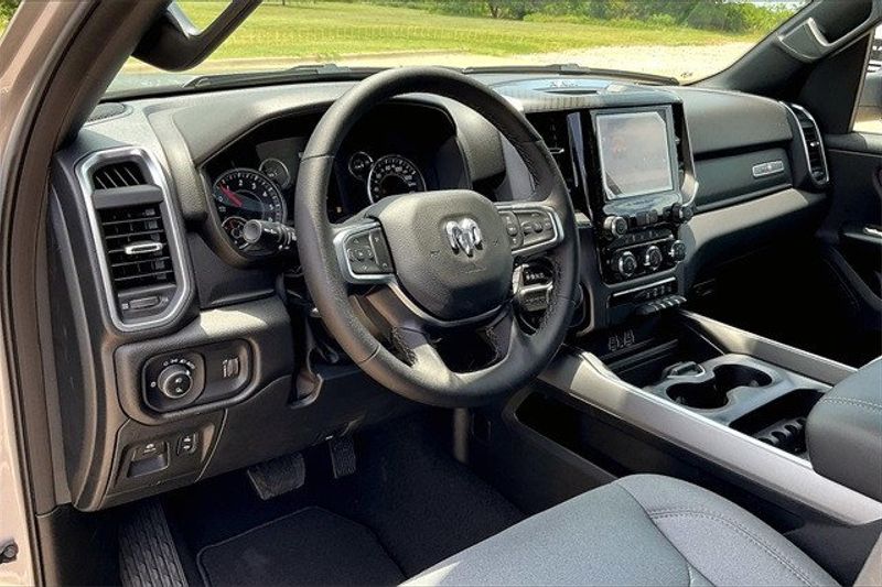 2025 RAM 1500 Lone Star Crew Cab 4x2 5