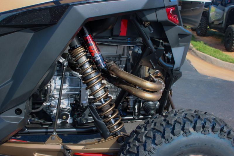 NEW 2025 POLARIS RZR PRO R 4 ULTIMATE Image 17