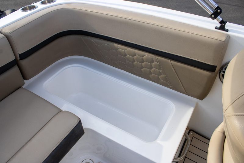 USED 2022 HURRICANE SS 192 COASTAL EDITION Image 35