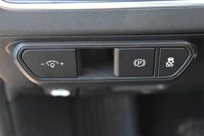 2025 Kia K4 GT-LineImage 23