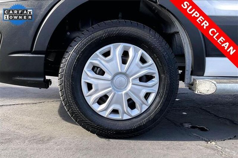Used 2024 Ford Transit-250 Cargo Van BaseImage 7