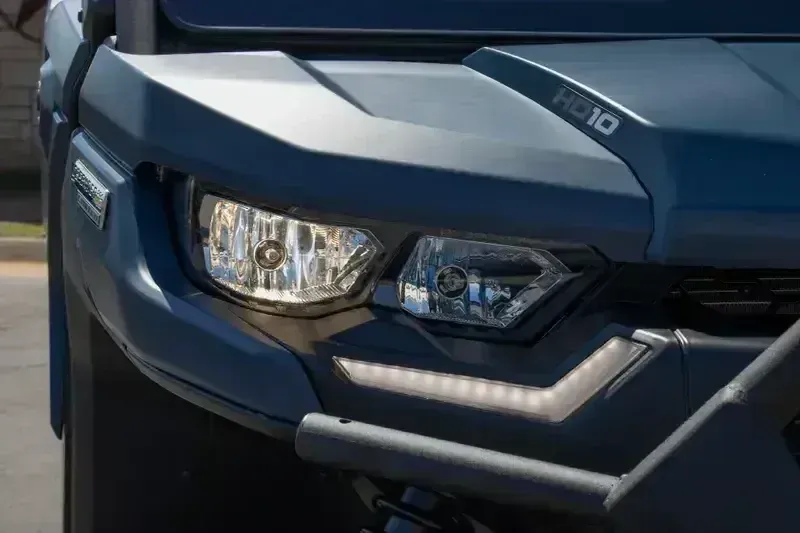 NEW 2026 CAN-AM DEFENDER PRO LIMITED CAB HD10 Image 7