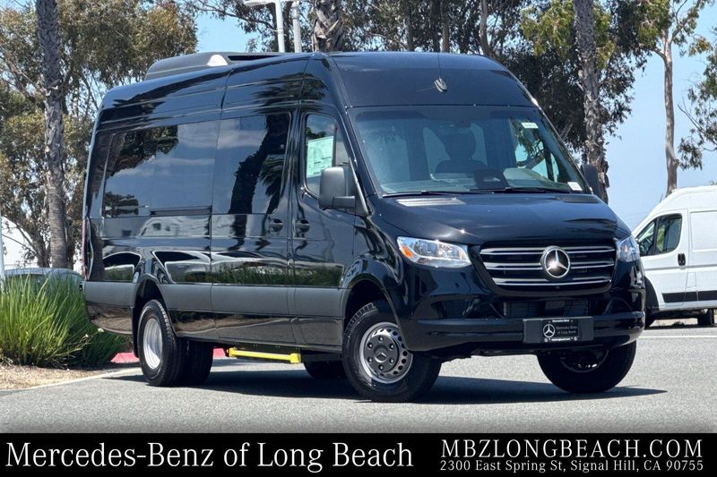 New 2026 Mercedes-Benz Sprinter 3500 Cargo 170 WBImage 1