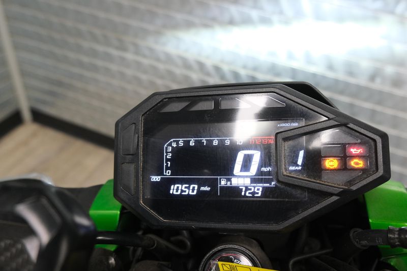 USED 2024 KAWASAKI Z500 Image 22