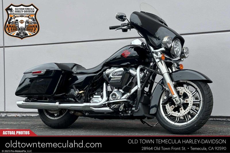 2019 Harley-Davidson Electra Glide in a Black exterior color. BMW Motorcycles of Temecula – Southern California (951) 506-6903 bmwmotorcyclesoftemecula.com 