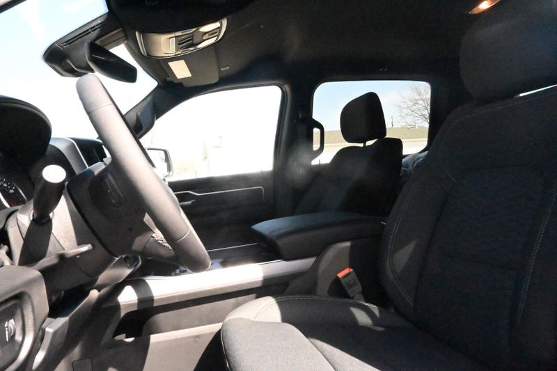 2025 RAM 1500 Big HornImage 10