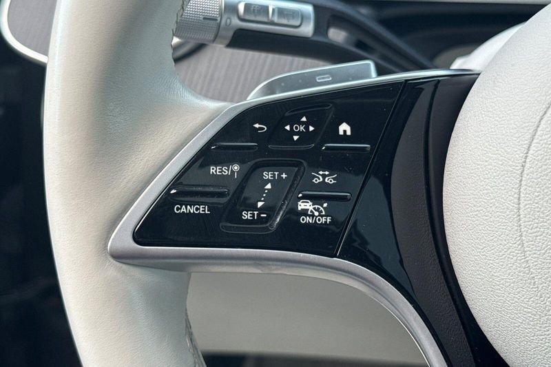 Used 2023 Mercedes-Benz EQS 450Image 29
