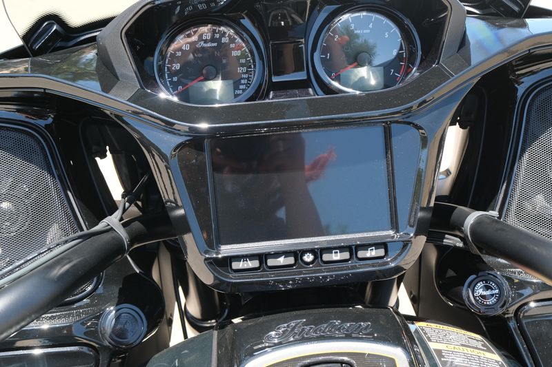 NEW 2025 INDIAN MOTORCYCLE PURSUIT ELITE Image 23