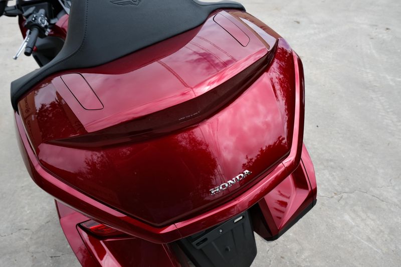 NEW 2026 HONDA GOLDWING TOUR Image 18