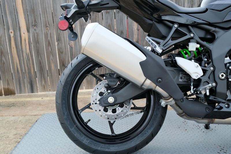 NEW 2026 KAWASAKI NINJA ZX4RR ABS Image 16