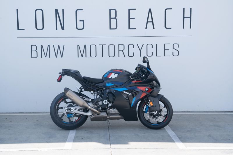 2026 BMW M 1000 RR