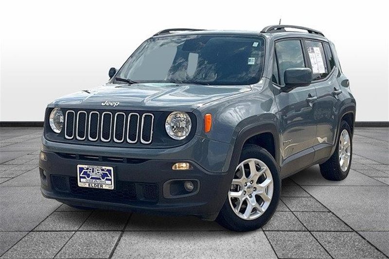 2018 Jeep Renegade LatitudeImage 2