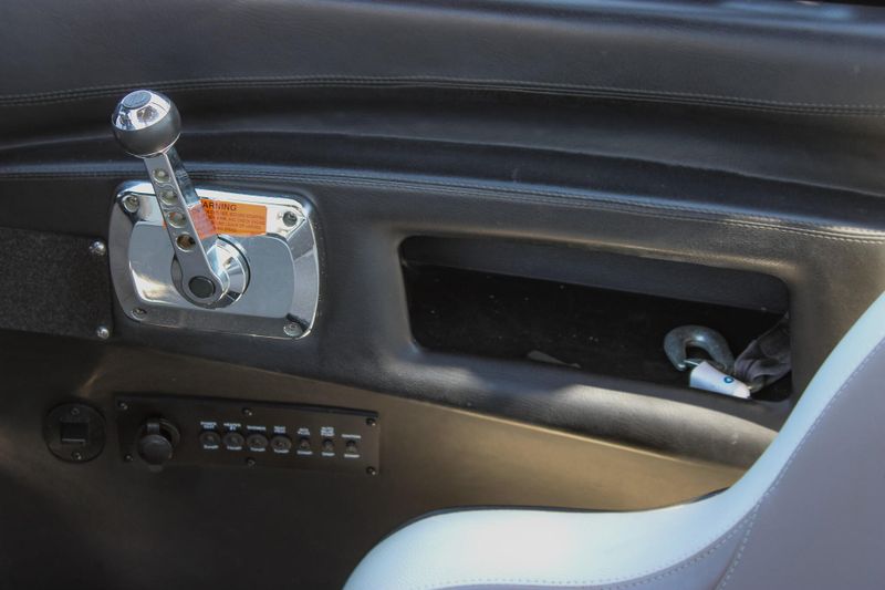 Used 2011 MALIBU WAKESETTER 247 Image 21
