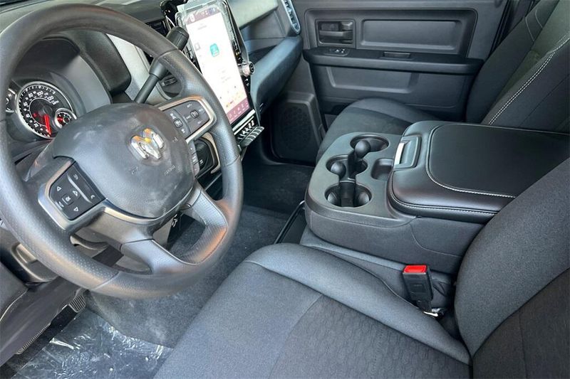 2025 Ram 2500 Tradesman photo 7