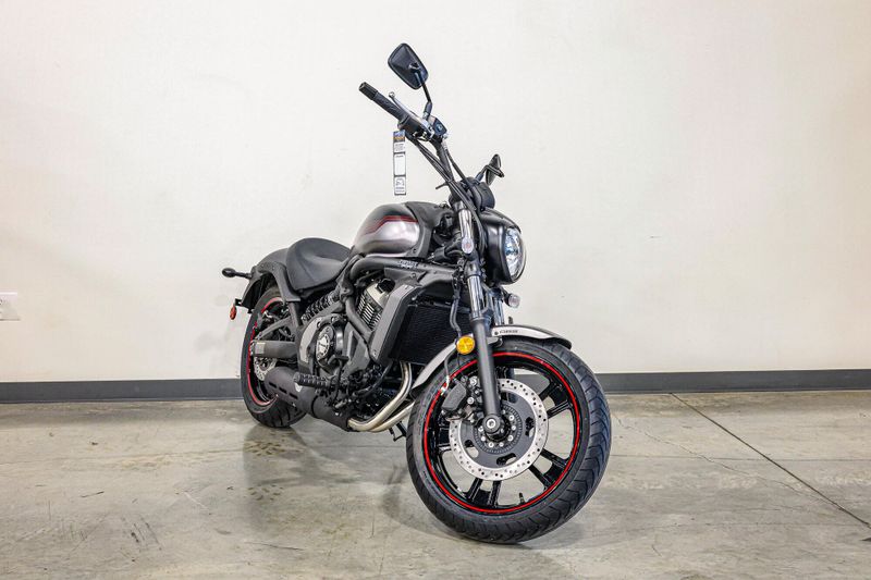 2025 KAWASAKI VULCAN S ABS  METALLIC FLAT SPARK BLACKMETALLIC FLAT RAW GRAYSTONE  in a METALLIC FLAT SPARK BLACK/METALLIC FLAT RAW GRAYSTONE exterior color. Family PowerSports (877) 886-1997 familypowersports.com 