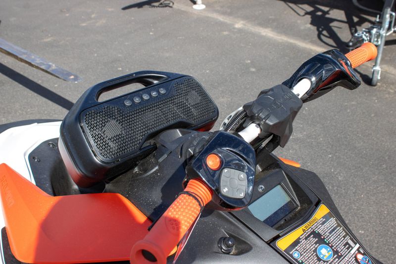 NEW 2026 SEADOO SPARK TRIXX FOR 3 90HP WITH SOUND SYSTEM Image 10