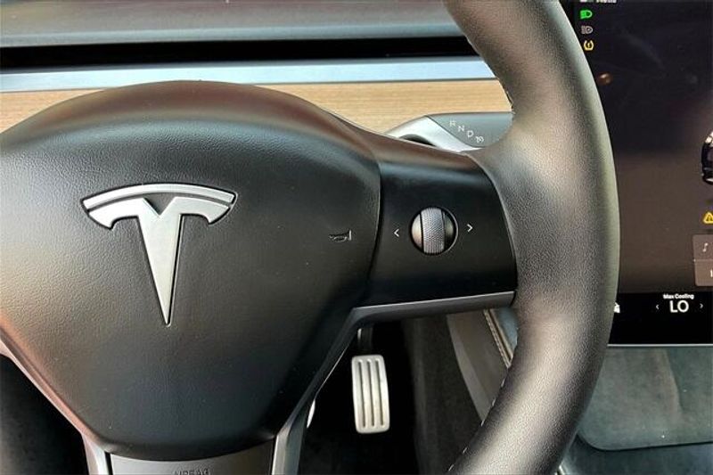 2024 Tesla Model Y PerformanceImage 19