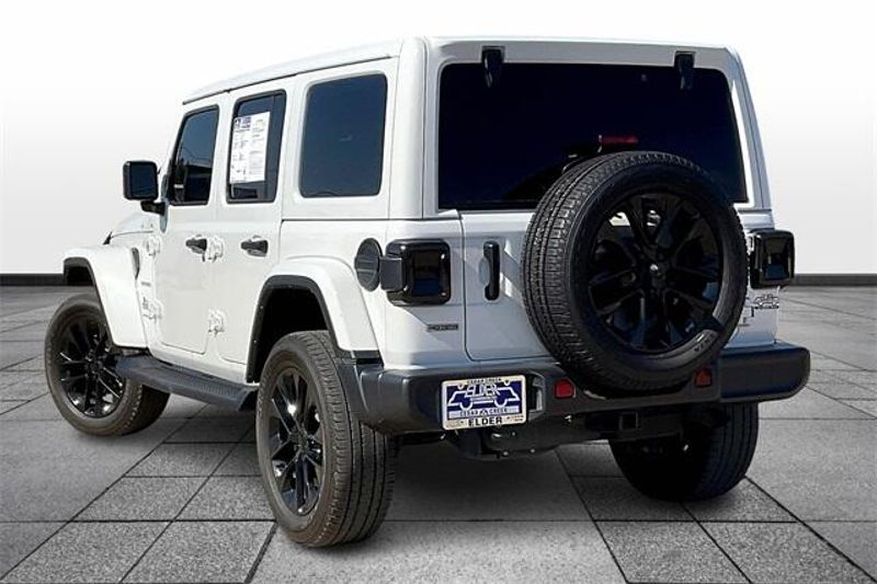 2023 Jeep Wrangler SaharaImage 12