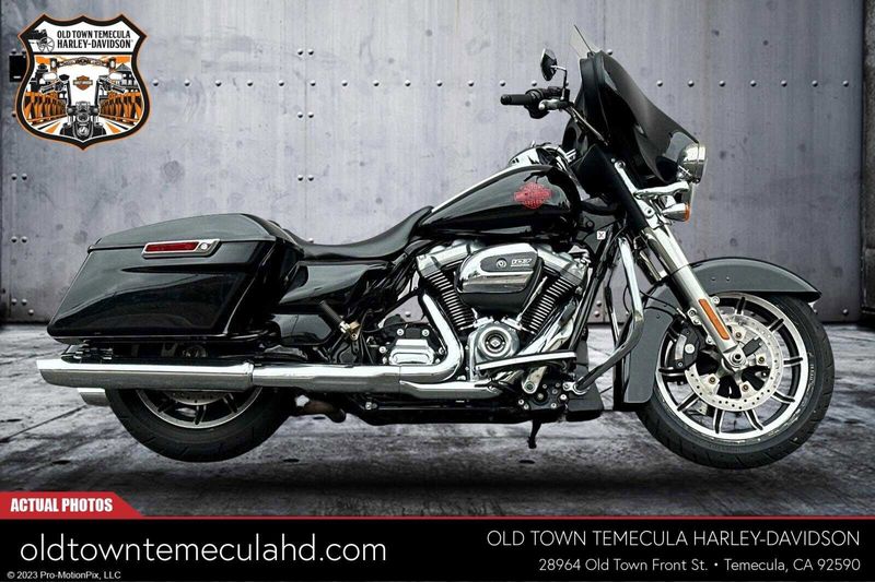 2019 Harley-Davidson Electra Glide in a Black exterior color. BMW Motorcycles of Temecula – Southern California (951) 506-6903 bmwmotorcyclesoftemecula.com 