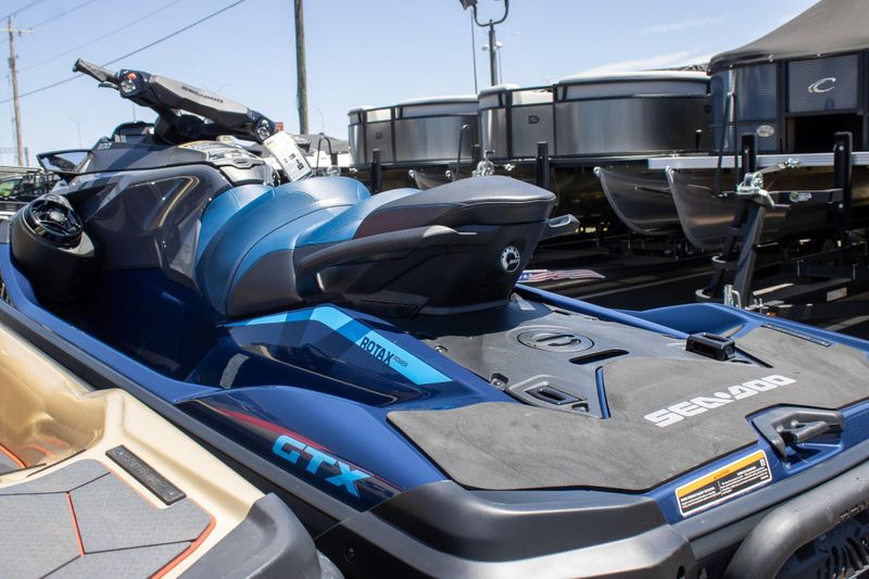 NEW 2026 SEADOO GTX 300 WITH SOUND SYSTEM Image 3