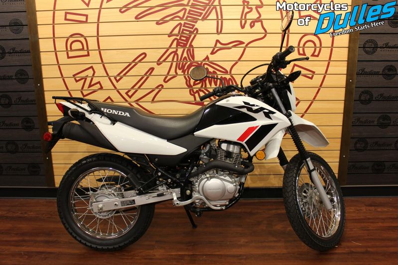 2023 Honda XR 150L Image 1