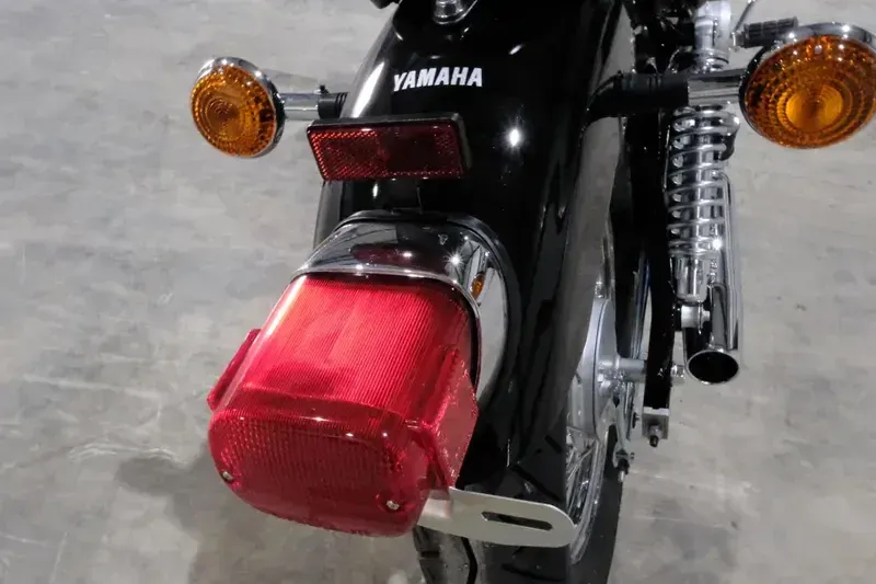 2025 Yamaha V STAR 250 RAVEN Image 22