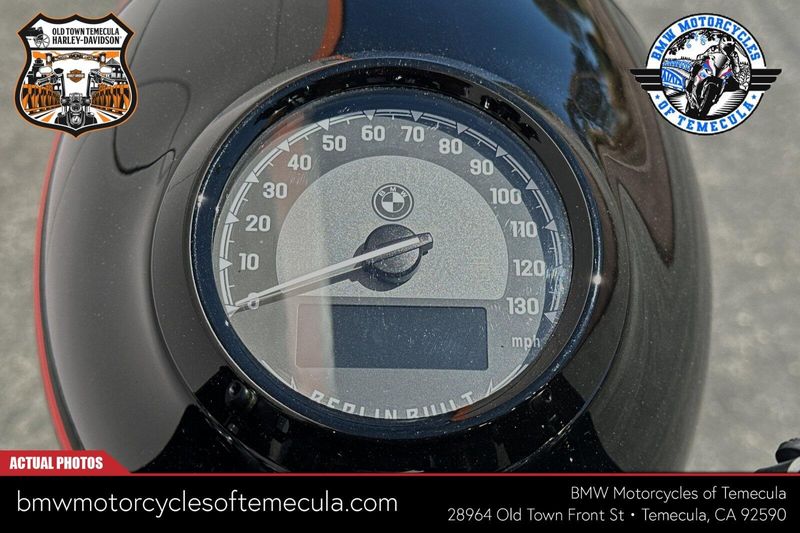 2024 BMW R 18 ROCTANE   in a MINERAL GREY MET MATTE exterior color. BMW Motorcycles of Temecula – Southern California (951) 506-6903 bmwmotorcyclesoftemecula.com 