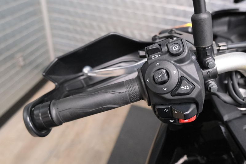 USED 2025 YAMAHA TRACER 9 Image 20
