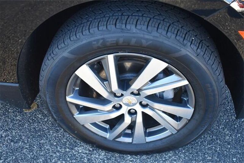 Used 2024 Chevrolet Equinox LTImage 11