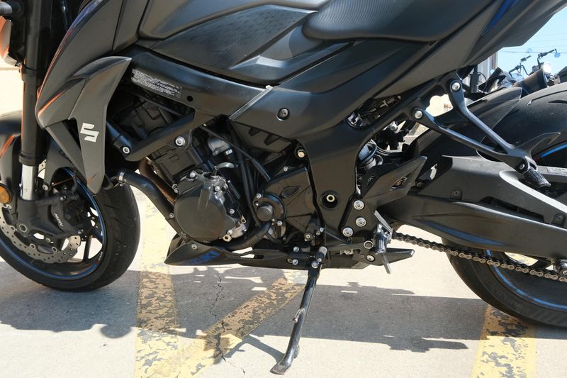 USED 2019 SUZUKI GSXS750ZL9 Image 16