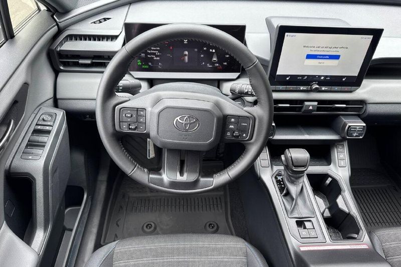 New 2026 Toyota RAV4 Plug-In Hybrid SEImage 15