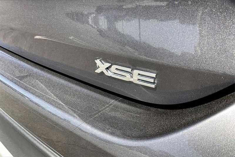 Used 2023 Toyota Highlander XSEImage 7