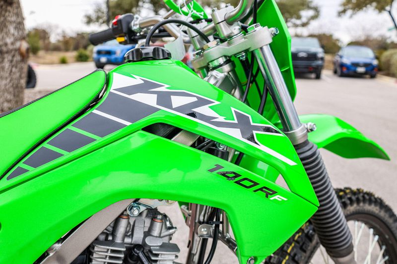 2025 Kawasaki KLX140R F LIME GREENImage 5