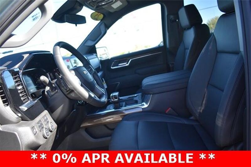 New 2025 Chevrolet Silverado 1500 LTImage 24