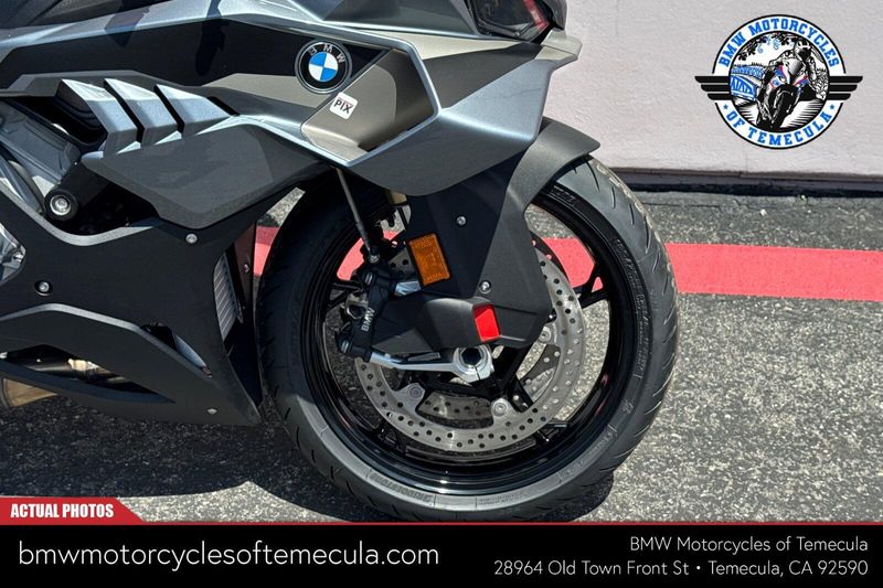 2025 BMW S 1000 RRImage 4