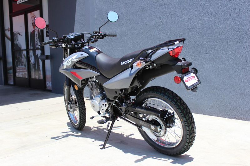 New 2025 Honda XR150L Image 5