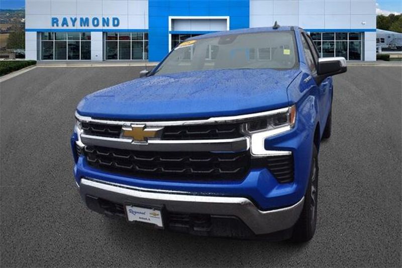 Used 2025 Chevrolet Silverado 1500 LTImage 7