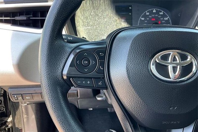 2024 Toyota Corolla LEImage 18