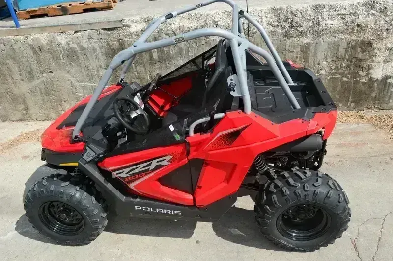 NEW 2026 POLARIS RZR 200 EFI Image 4