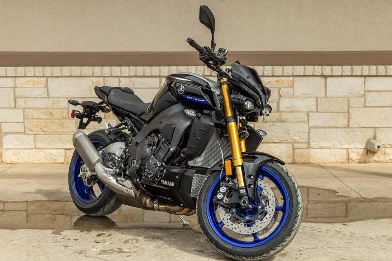 2025 Yamaha MT10 SP LIQUID METAL AND RAVEN Image 1