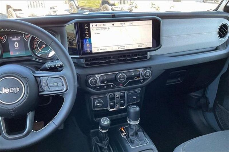 New 2025 Jeep Wrangler 4-door Sport SImage 5