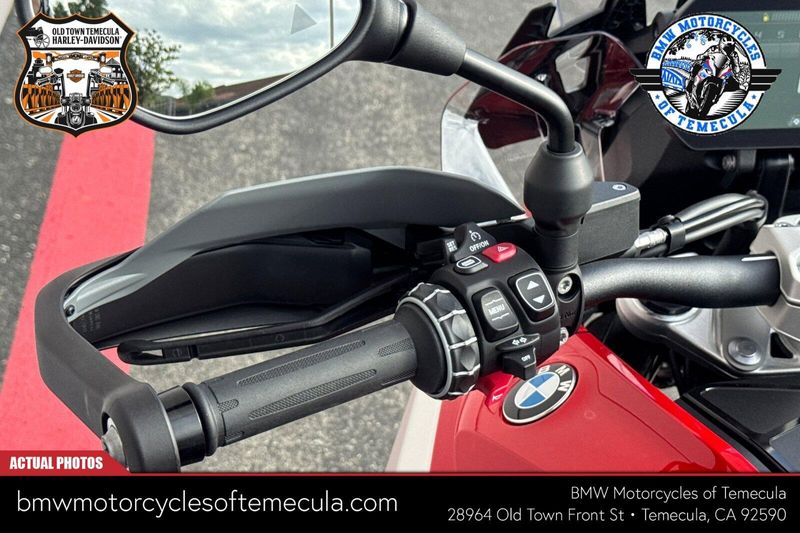 2026 BMW R 1300 GSImage 16