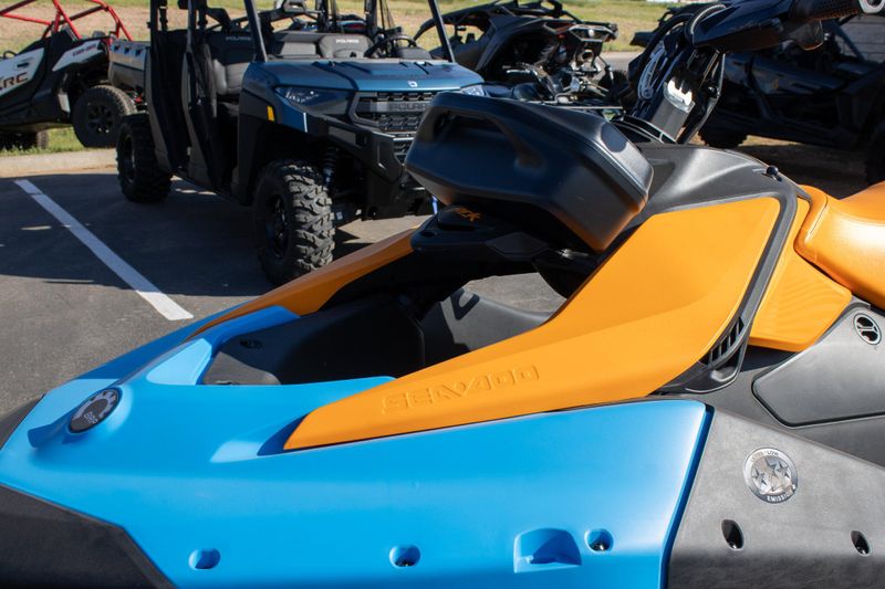 NEW 2026 SEADOO SPARK TRIXX FOR 3 90HP WITH SOUND SYSTEM Image 16