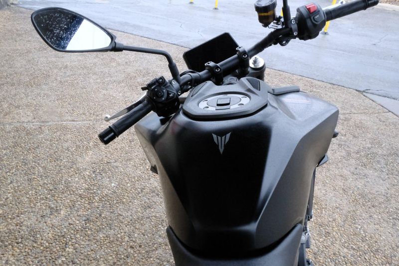 2025 Yamaha MT09 MATTE RAVEN BLACKImage 6