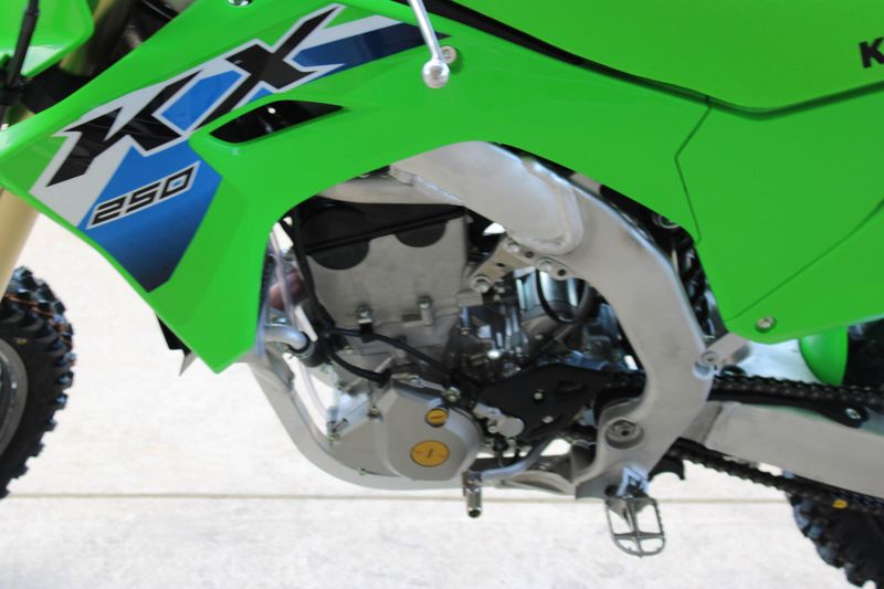 New 2026 Kawasaki KX250 LIME GREEN Image 16