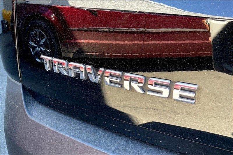 2020 Chevrolet Traverse RS in a Mosaic Black Metallic exterior color and Jet Blackinterior. I-10 Chrysler Dodge Jeep Ram (760) 565-5160 pixelmotiondemo.com 