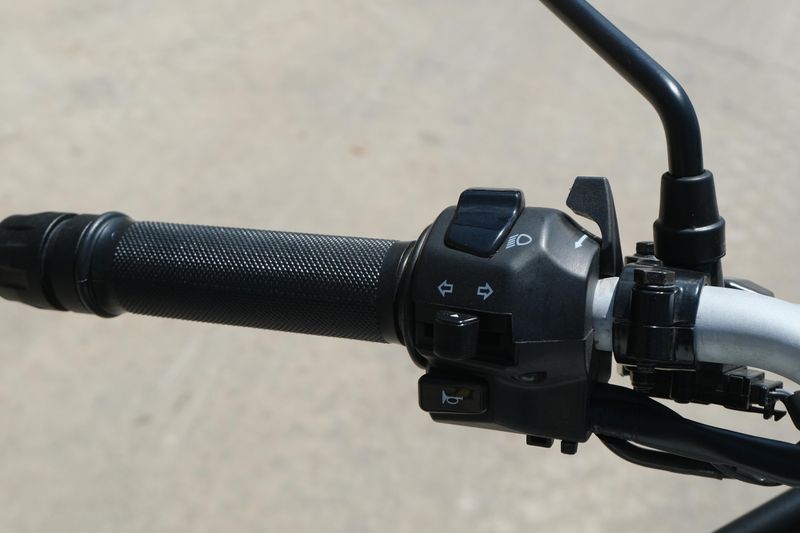 USED 2021 ROYAL ENFIELD HIMALAYAN Image 21